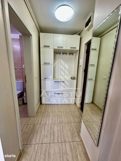 Apartament cu 2 camere, bucatarie inchisa, etaj 1, zona centrala Giroc - 2