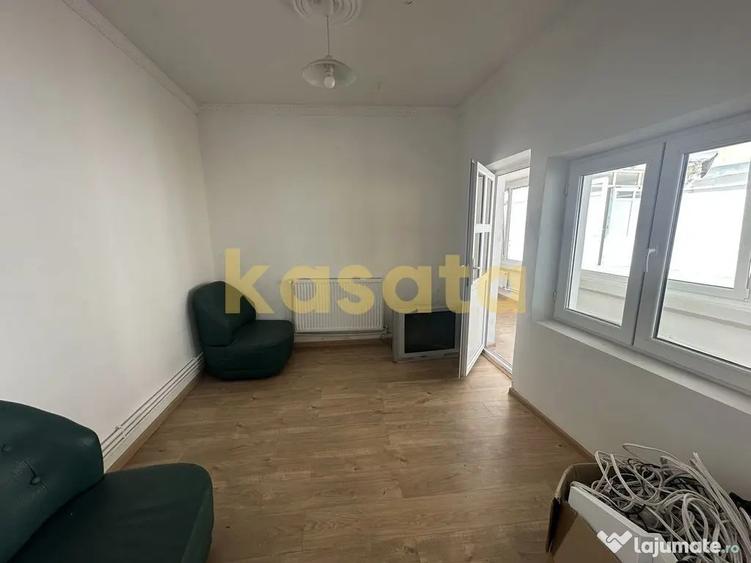 Casă cu 3 camere cu Teren 325 Mp în Giulești