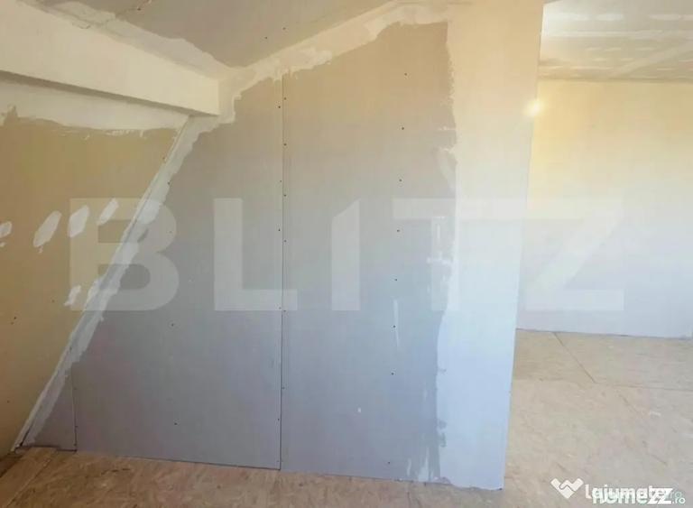 Apartament cu 3 camere decomandat în Sângeorgiu de Mureș
