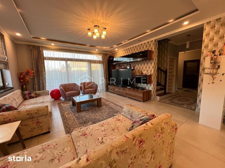 Casă cu 6 camere cu Teren 730 Mp în Remetea