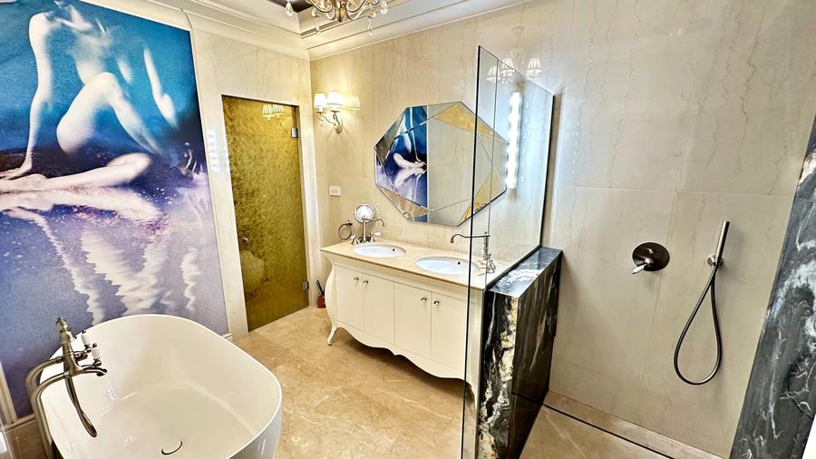 Casă individuală cu 5 camere cu Canalizare în Primo