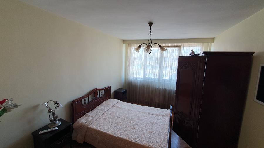 Apartament cu 2 camere semidecomandat, mobilat în Drumul Taberei