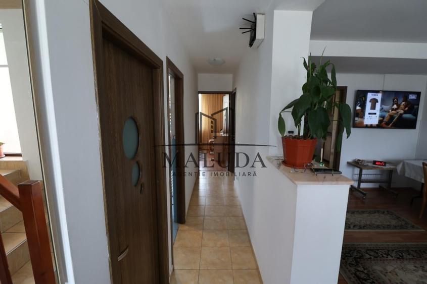 Casă individuală cu 4 camere cu Canalizare în Big-Bascov