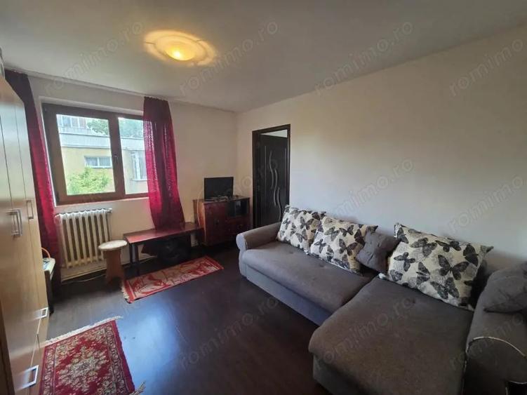 Apartament cu 2 camere nedecomandat în Tătărași