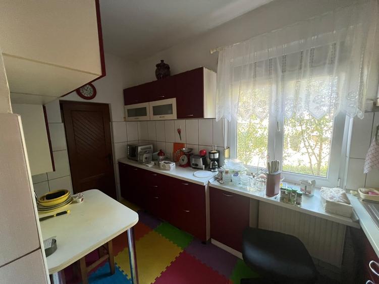 Apartament cu 2 camere decomandat, mobilat în Bartolomeu