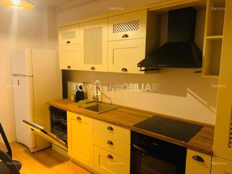 Apartament cu 3 camere decomandat, mobilat în Sisești