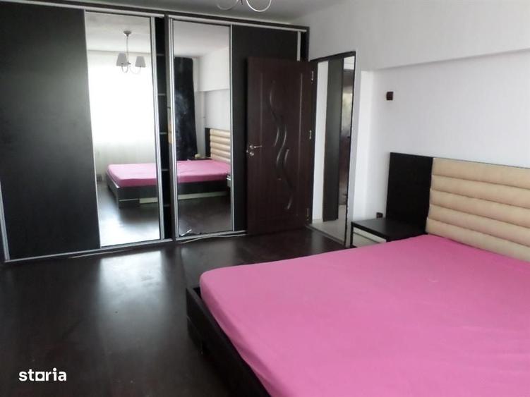 Apartament cu 2 camere decomandat în B-dul București