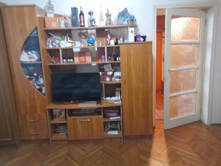 Apartament cu 2 camere nedecomandat în Central