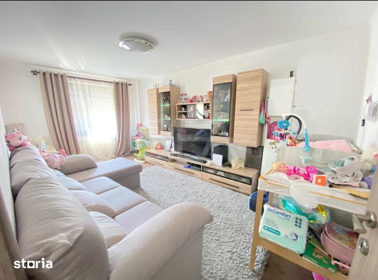 Apartament cu 3 camere decomandat, mobilat în Rahova