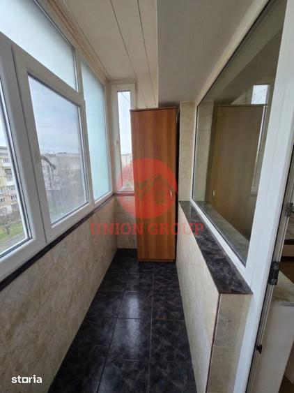 Apartament cu 3 camere semidecomandat în Inel II