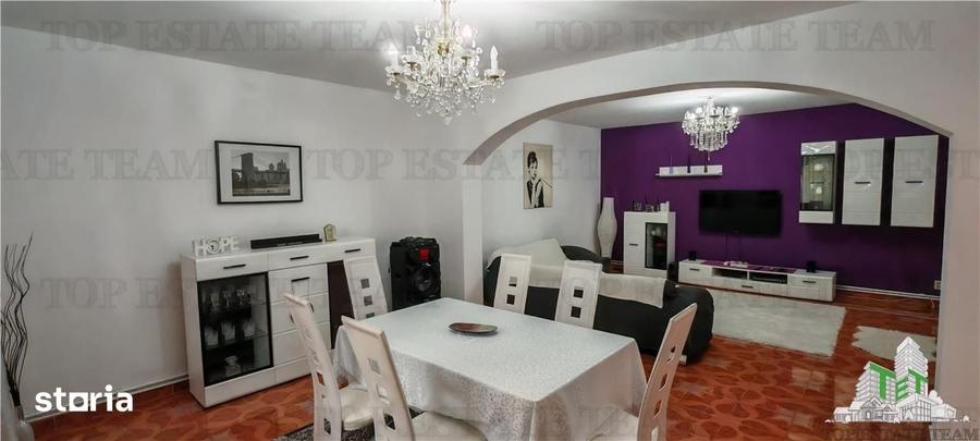 Casă cu 10 camere cu Teren 1000 Mp în Chiajna