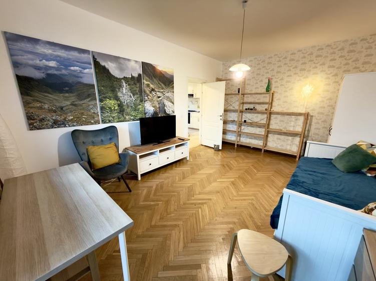 Apartament cu 2 camere decomandat, mobilat în Ferdinand