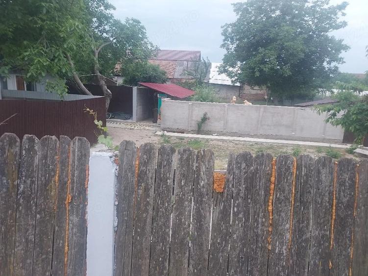 Teren de 300 mp, în Cerneți