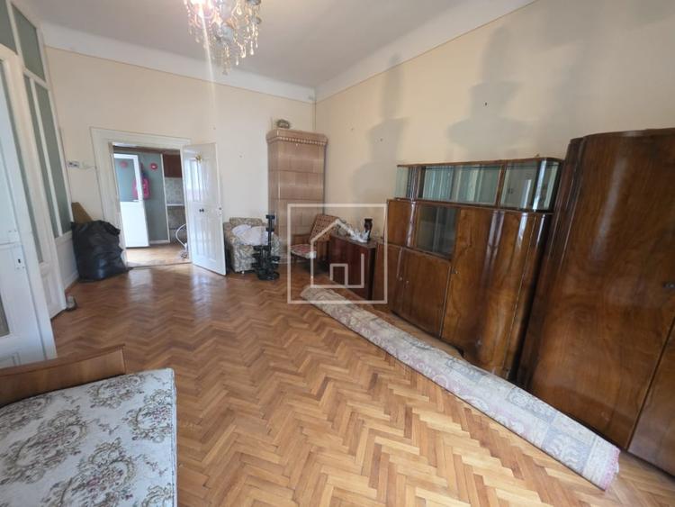 Apartament cu 2 camere nedecomandat în Ultracentral