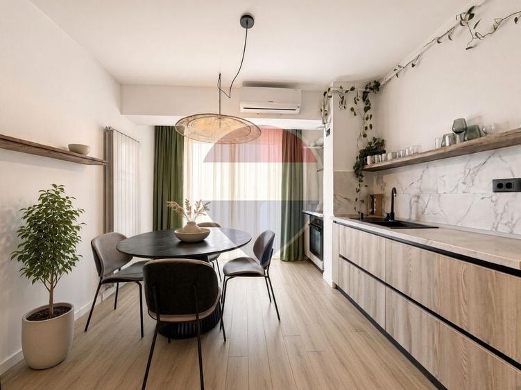 Apartament cu 2 camere semidecomandat, mobilat în Nord