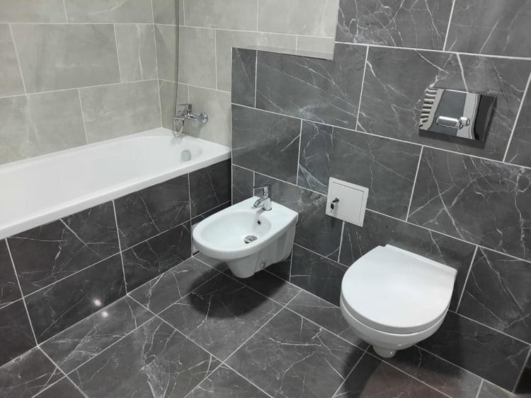 Apartament cu 2 camere decomandat, mobilat în Tractorul