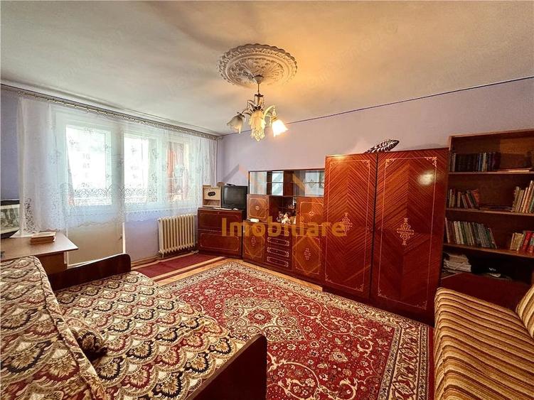 Apartament cu 3 camere în Dacia