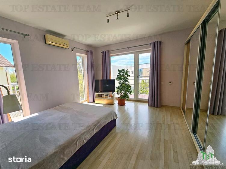 Casă cu 6 camere cu Teren 237 Mp în Năvodari