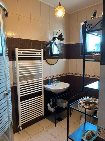 Casă individuală cu 5 camere cu Canalizare în Clinceni