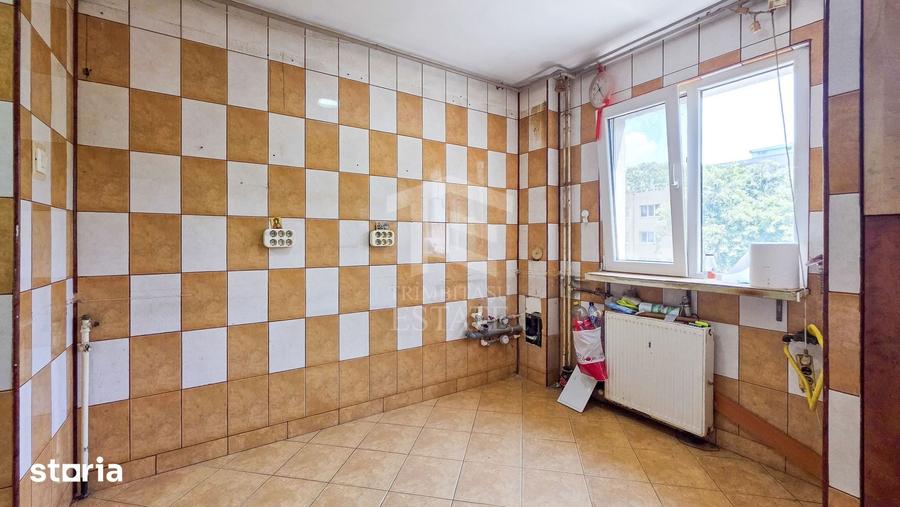 Apartament cu 4 camere în Militari