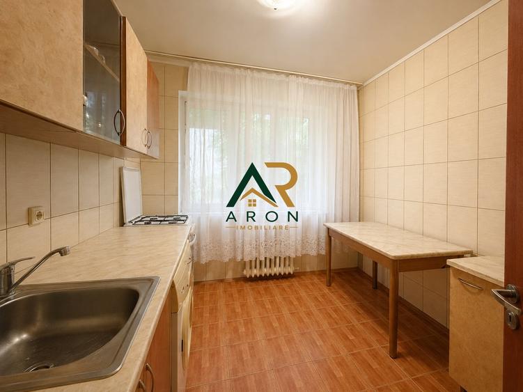 Apartament cu 3 camere decomandat, mobilat în Dristor