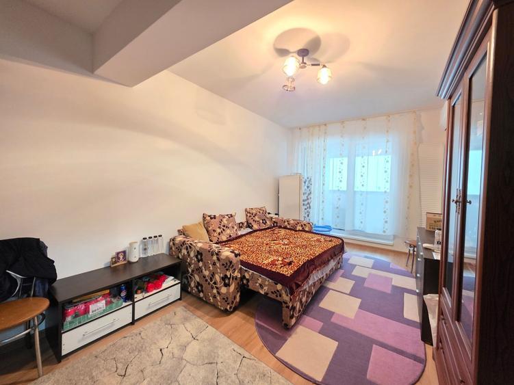 Apartament cu 2 camere decomandat, mobilat în Metalurgiei