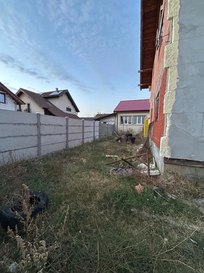 Casă cu 4 camere în Livada