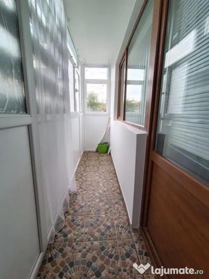 Apartament cu 3 camere decomandat în Păcurari