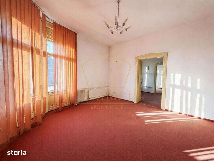 Apartament cu 5 camere în Ultracentral