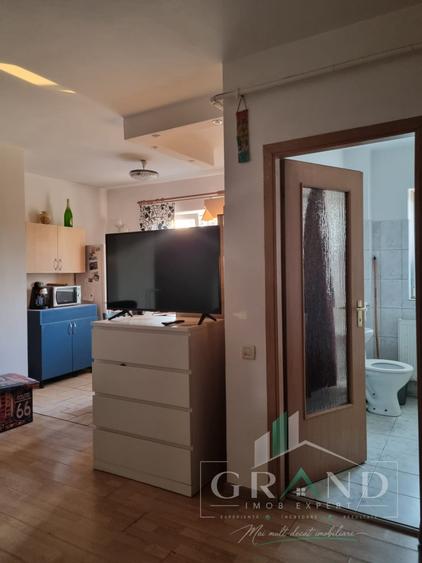 Apartament cu 2 camere semidecomandat, mobilat în Mănăștur