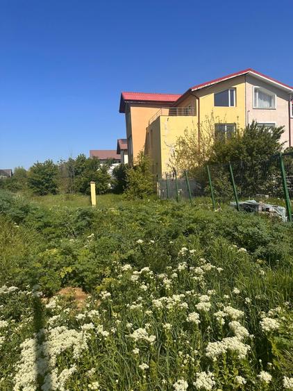 Duplex cu 6 camere cu Teren 252 Mp în Domnești