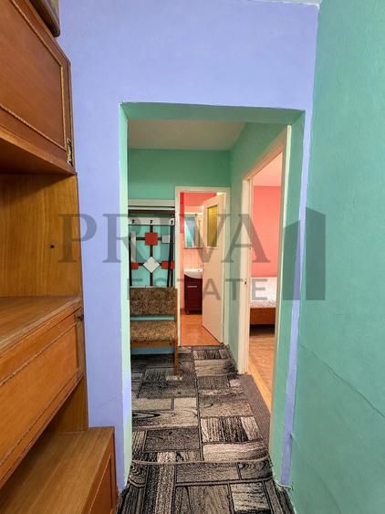 Apartament cu 3 camere decomandat, mobilat în Bucovina