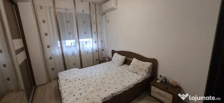 Apartament cu 3 camere decomandat în Chiajna