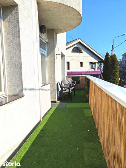 Apartament cu 3 camere în Mazepa 2