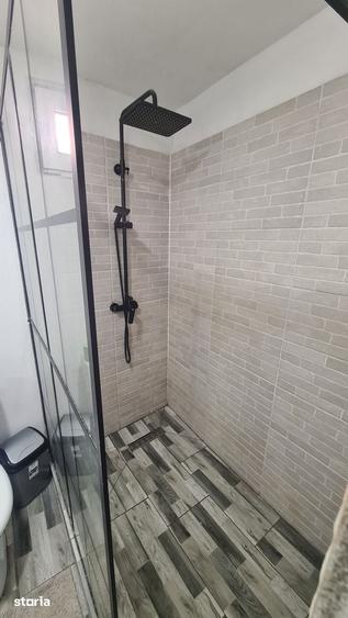 Casă cu 3 camere cu Teren 2157 Mp în Merișani
