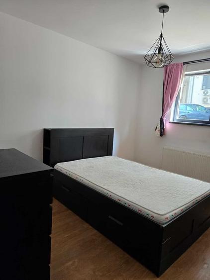 Apartament cu 2 camere decomandat în Valea Ialomiței