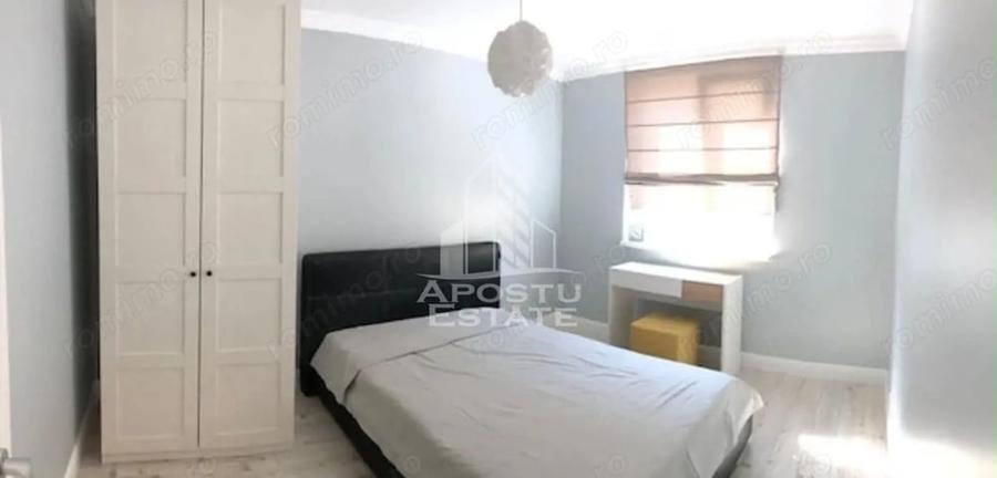 Apartament cu 3 camere semidecomandat în Dumbrăvița