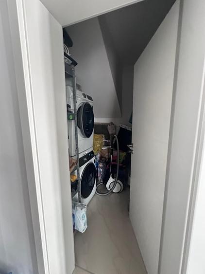 Duplex cu 4 camere cu Canalizare în Moșnița Veche