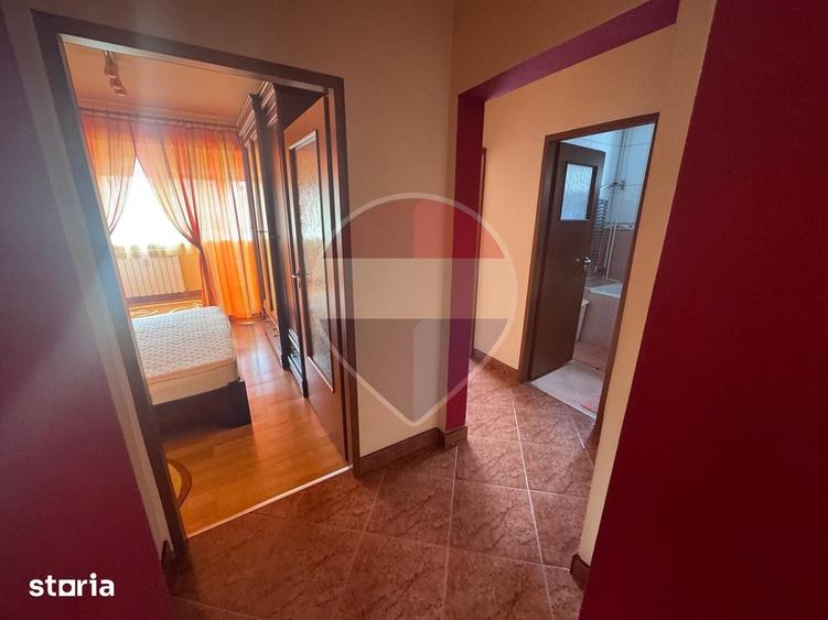 Apartament cu 3 camere decomandat în Iosia