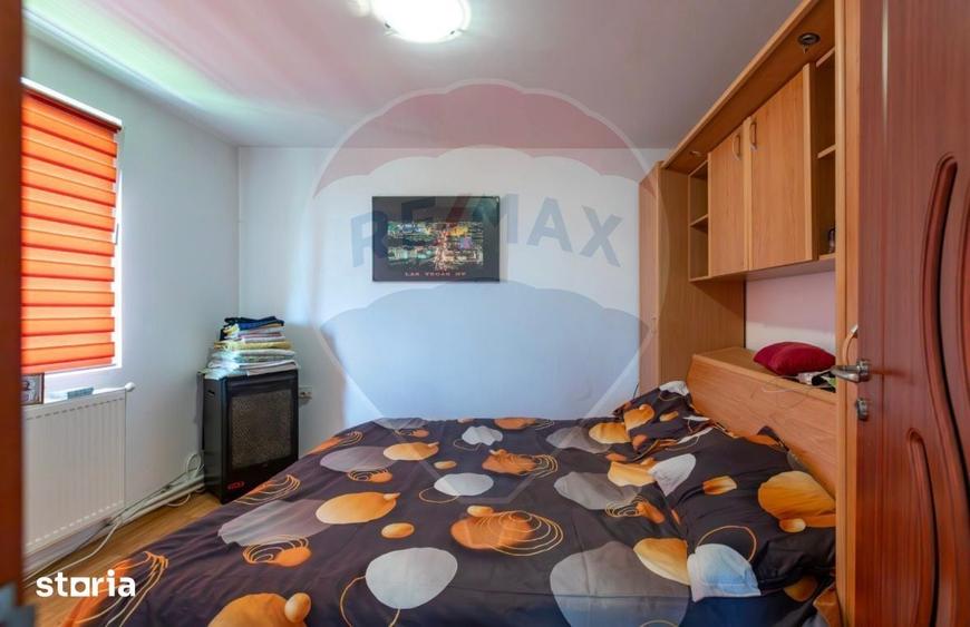 Casă cu 5 camere cu Teren 600 Mp în Hemeiuș
