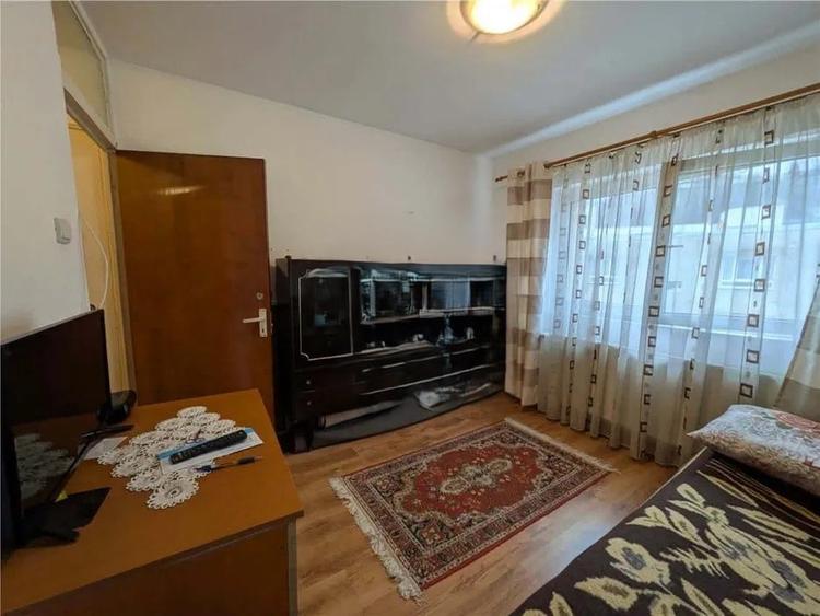 Apartament cu 2 camere decomandat în Griviței