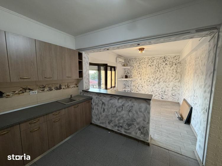 Casă cu 5 camere cu Teren 250 Mp în Ferentari