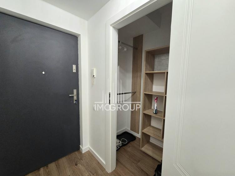 Apartament cu 3 camere semidecomandat, mobilat în Gheorgheni