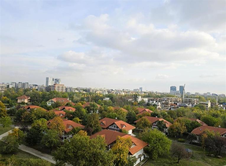 Apartament cu 3 camere decomandat, mobilat în Floreasca