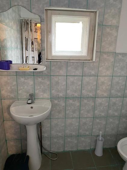 Casă individuală cu 14 camere cu Canalizare în Zamora