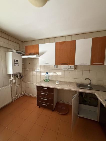 Apartament cu 2 camere decomandat în Ultracentral