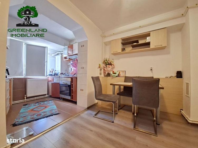 Apartament cu 2 camere decomandat în Central
