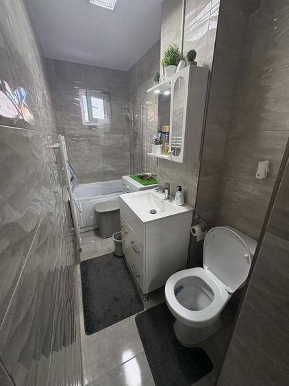 Apartament cu 2 camere în Cetate