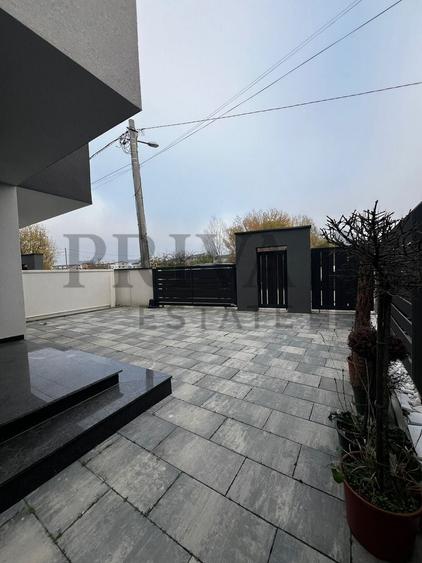 Duplex cu 4 camere cu Canalizare în Giroc