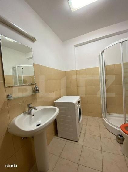 Apartament cu 3 camere semidecomandat în Câmpului